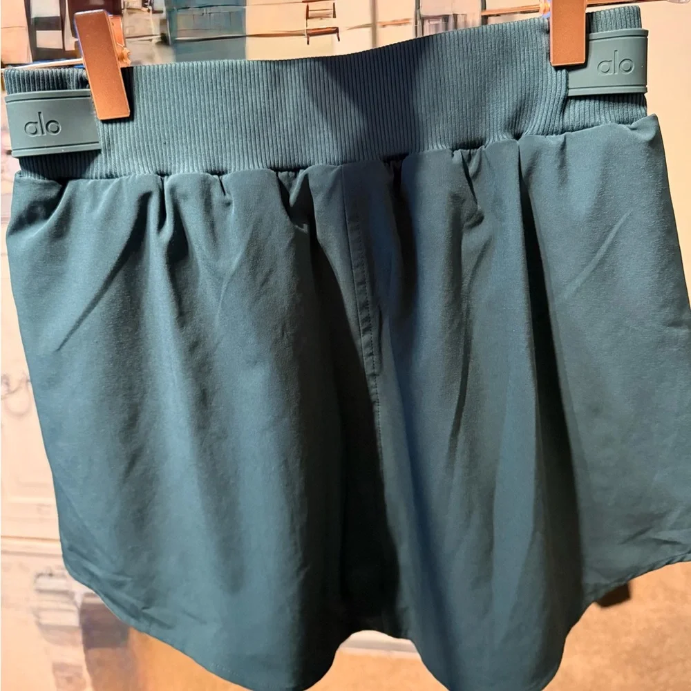 ALO Yoga Women's Deep Teal Athletic Shorts